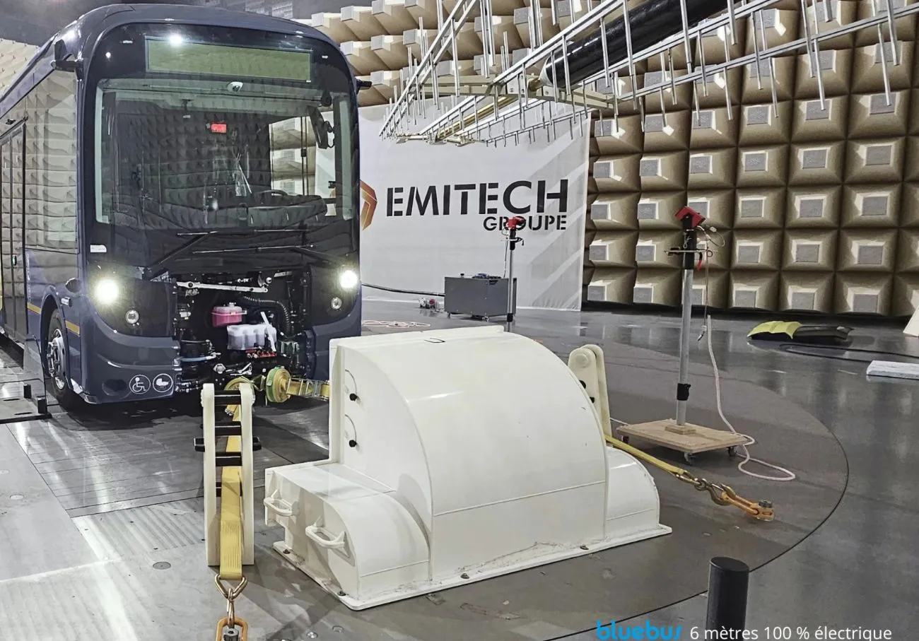 Très Grande Cage CEM